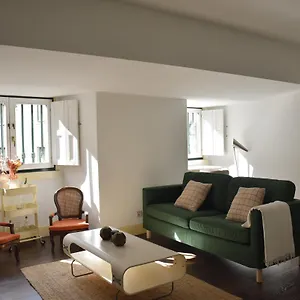 Appartement S. Bento W/ Garage, Lisboa